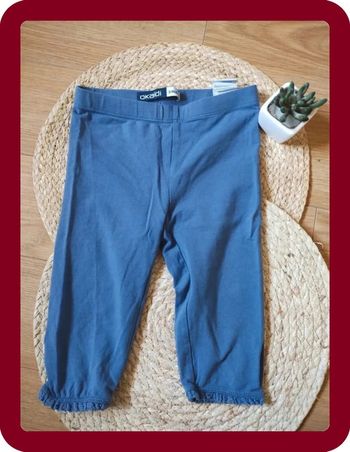 Legging 3/4 en très bon état marque Okaïdi taille 6 ans