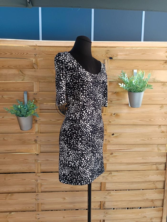 Robe H&M taille S - photo numéro 3