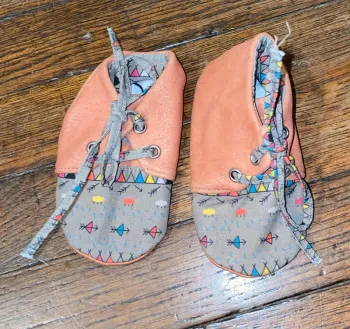 chaussures souples Miniyou valeur 49 euros taille 18