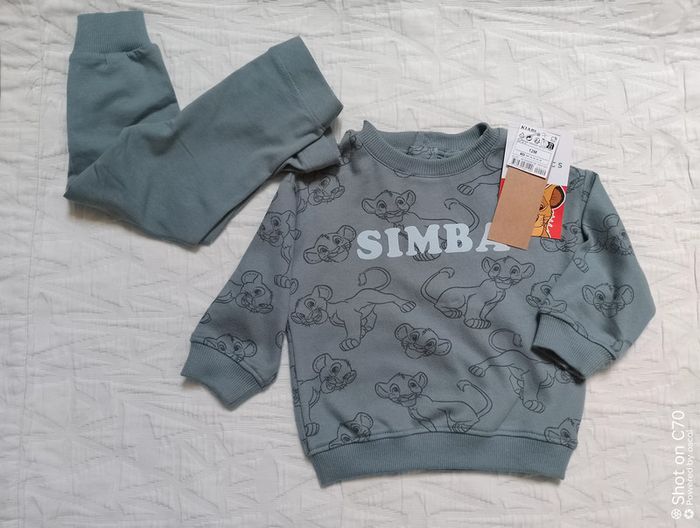 Disney Simba ensemble 12 mois