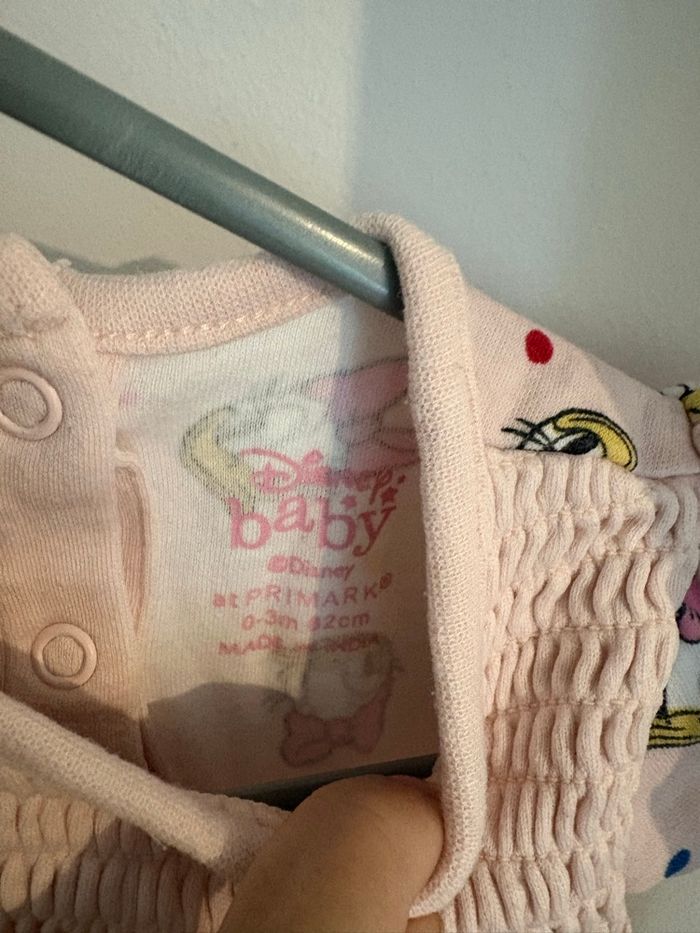 Grenouillère Disney Bébé 0-3 mois - Parfait état - photo numéro 2