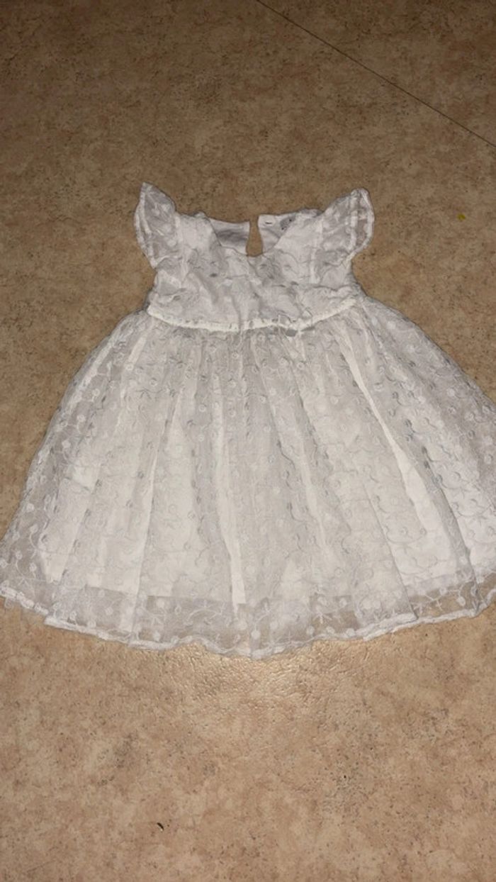 Robe blanche fille