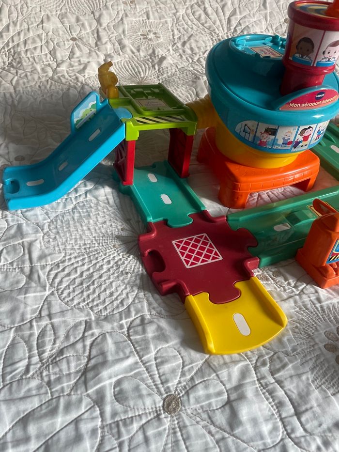 Mon aéroport interactif tut tut bolides - photo numéro 4