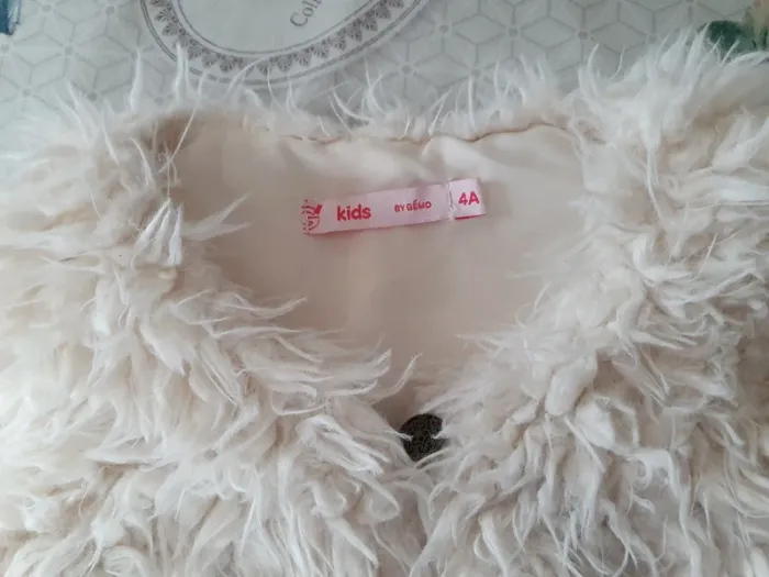 Gilet sans manche 4 ans - photo numéro 2