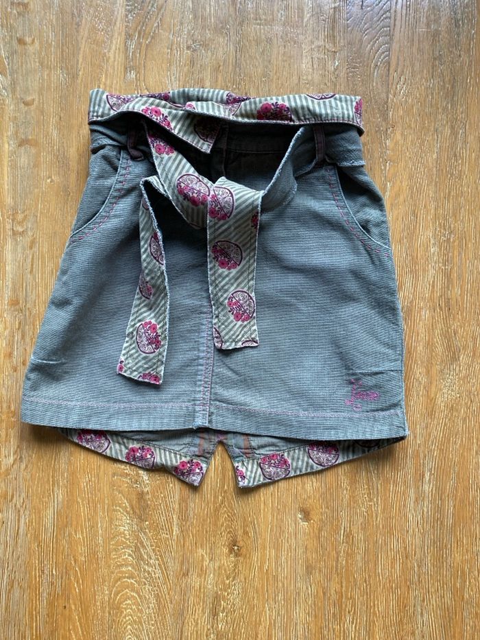 Jupe kaki Kenzo junior avec ceinture et imprimé fleuri rose taille 4 ans