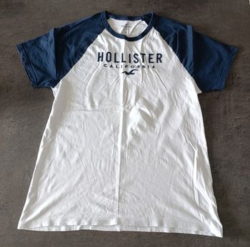 T-shirt manches courtes blanc et bleu marine
Taille : M