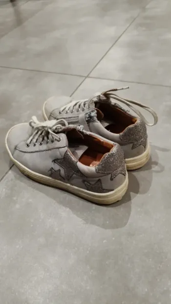 Chaussures babybotte taille 30