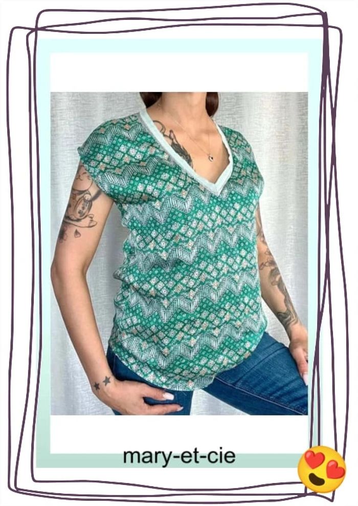 SOLDÉ - Blouse manches courtes taille 2 - rue des Abbesses - photo numéro 3