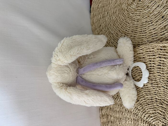 Doudou musical lapin Calins blanc mauve BABY NAT - photo numéro 2