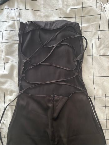 Robe dos lacet noir