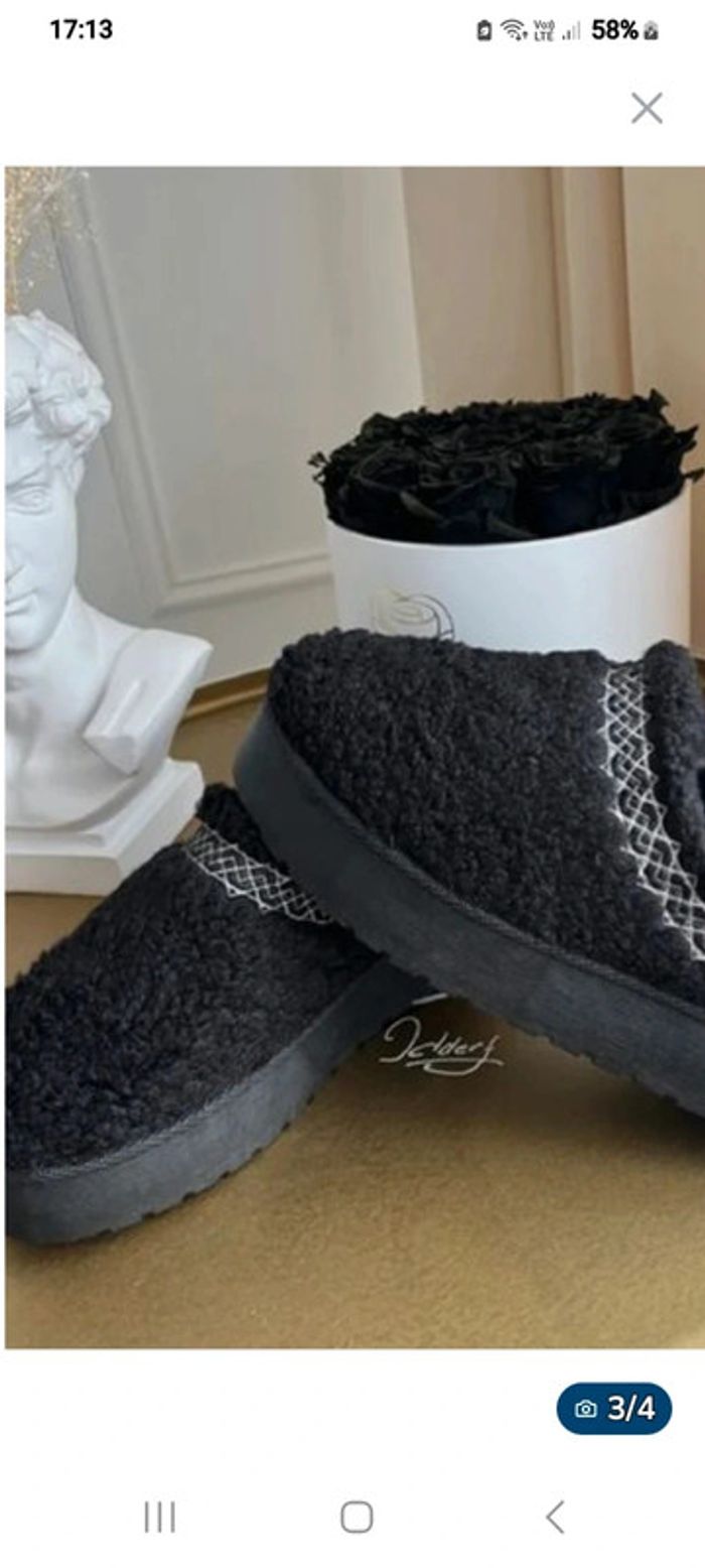 Chaussures Mules Manoukian idem UGG  neuf T38 noires