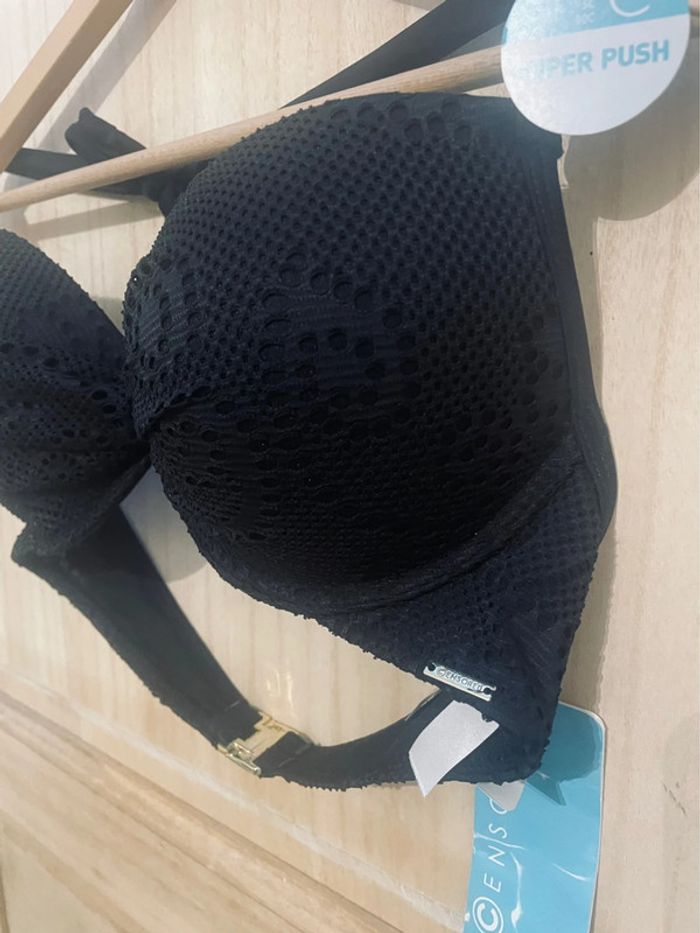 Haut de maillot de bain noir 95C – Super push-up neuf - photo numéro 3