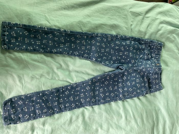 Jean motifs cerise 6 ans DPAM