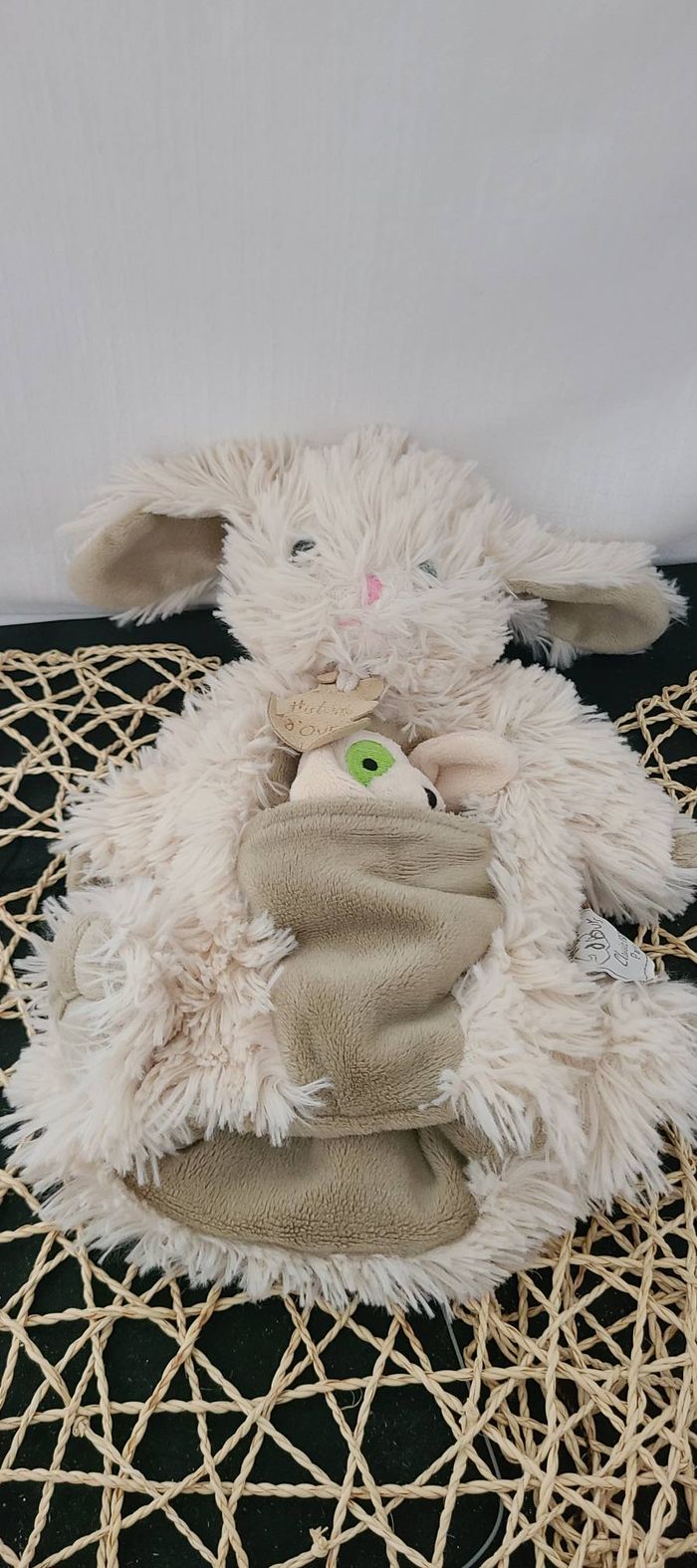 Doudou marionnette lapin écru beige marron avec chien HISTOIRE D'OURS