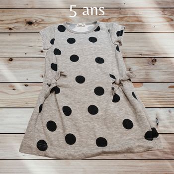 Robe à pois
