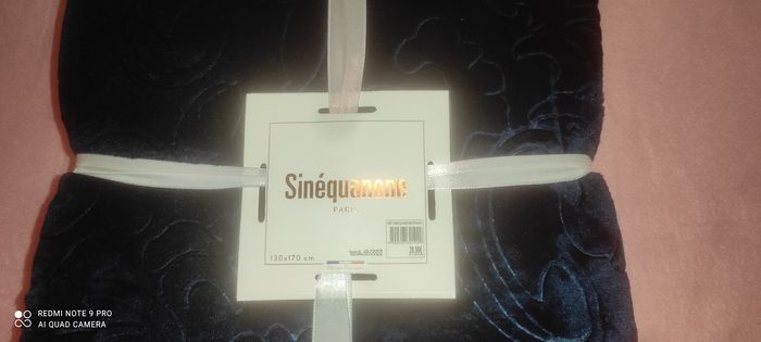 Plaid neuf marque Sinequanone couleur bleu marine - photo numéro 2