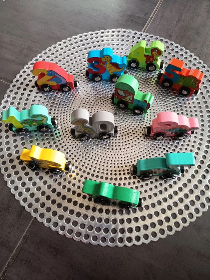 Train magnétique dinosaure - photo numéro 3