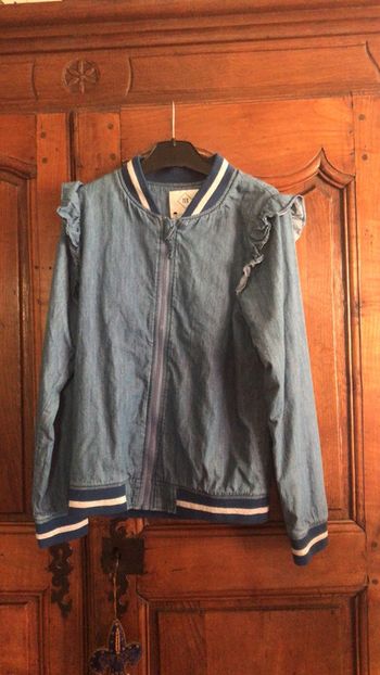 Tex veste en jean avec volants et décoration argenté taille 11 ans