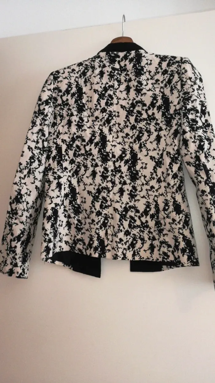Blazer MNG collection  comme neuf - photo numéro 4