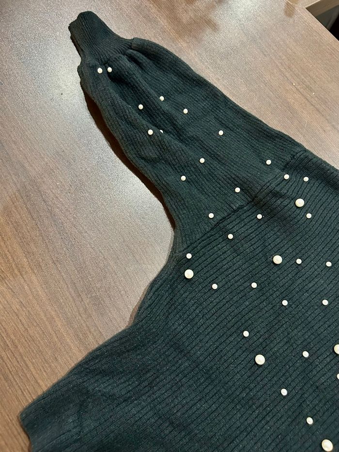 Pull col roulé noir à perles - photo numéro 3