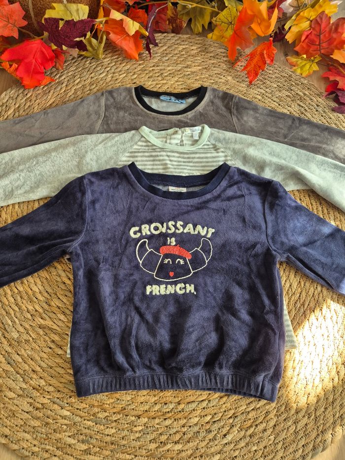 3 hauts de pyjamas en velours garçon 3 ans