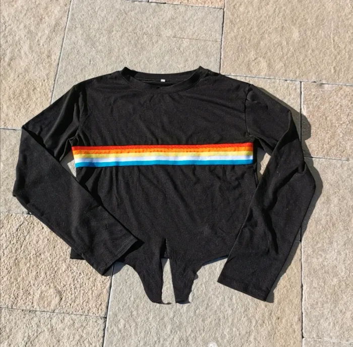 Tee-shirt manches longues romwe arc en ciel taille S