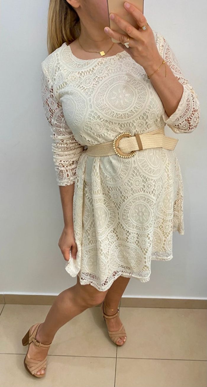 Jolie Robe En Crochet Taille M - photo numéro 3