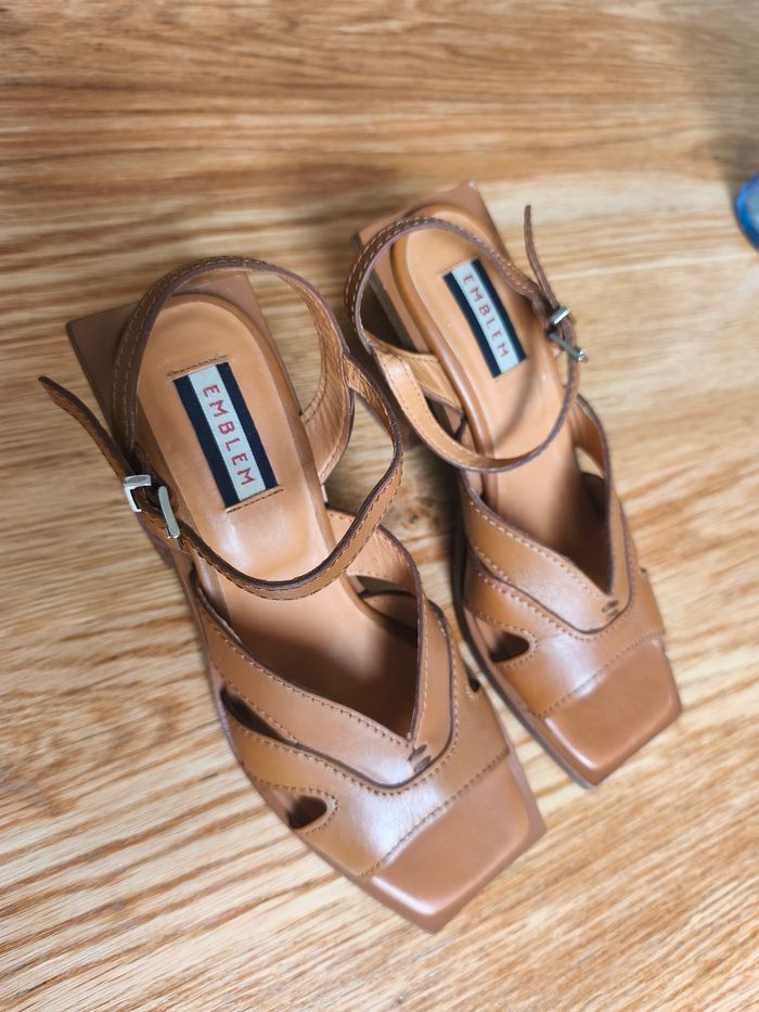 Escarpins Minelli neuves - photo numéro 3