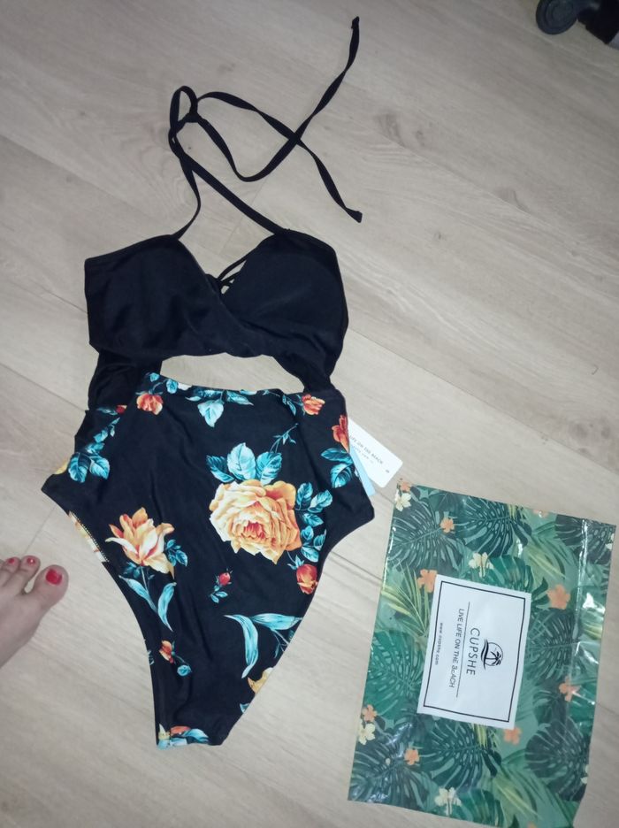 Très joli maillot de bain NEUF - photo numéro 5