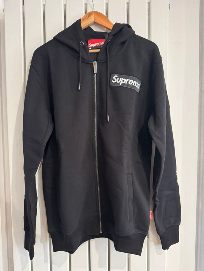 Pull / Sweat zippé noir Supreme Taille L