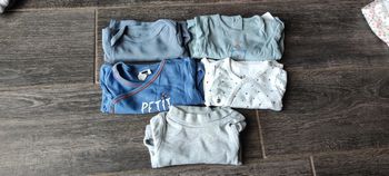 Lot bodies garçon 3 mois