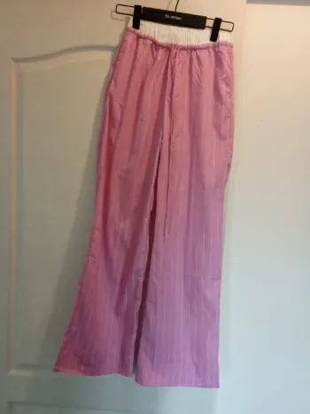 Pantalon à rayures