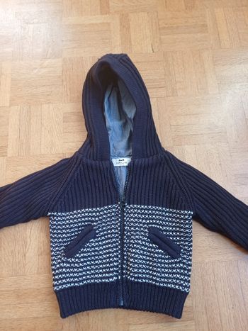 Gilet mi saison extérieur intérieur cyrillus 6 mois