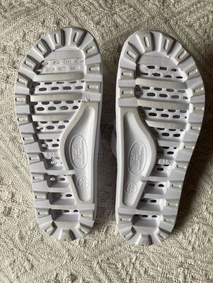 Nabaiji blanches taille 41-42 - photo numéro 2