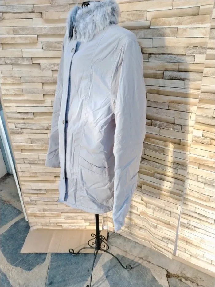 Manteau femme neuf - photo numéro 3