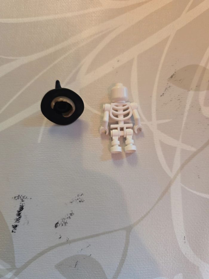 Figurine Lego Squelettes - photo numéro 3