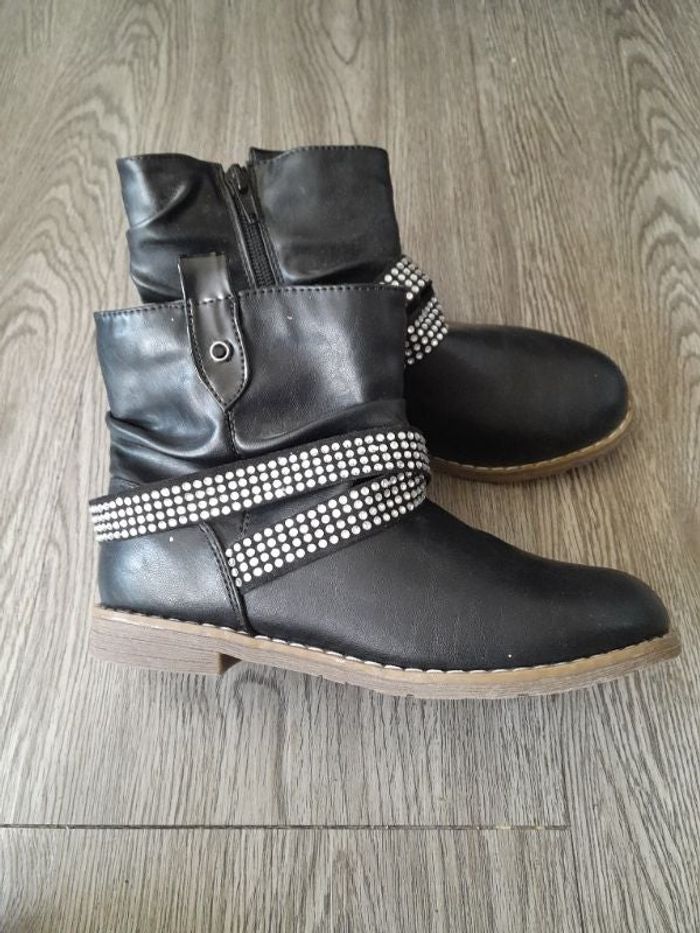 Bottes avec strass neuves