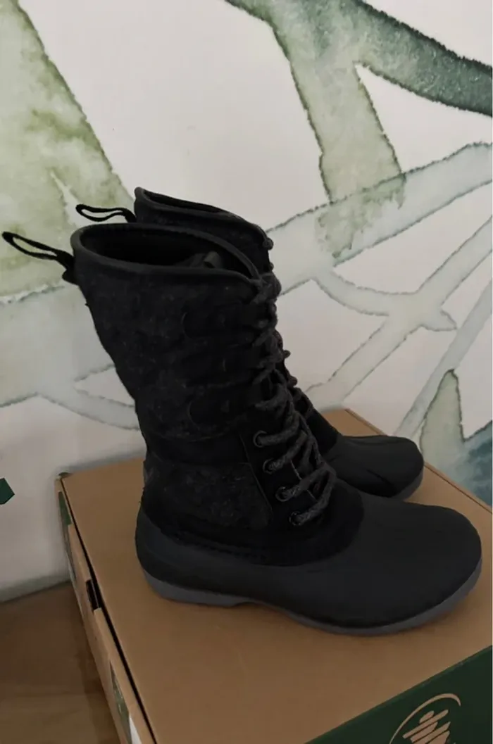 Botte de neige fourrées Kamik noir gris après ski - photo numéro 4