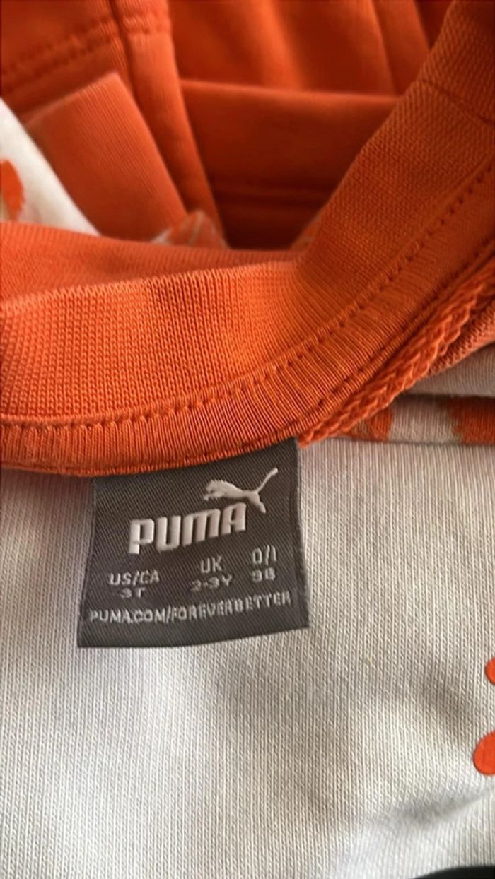 Je vend un ensemble puma  fille 3 ans 98 cm très bon état - photo numéro 2