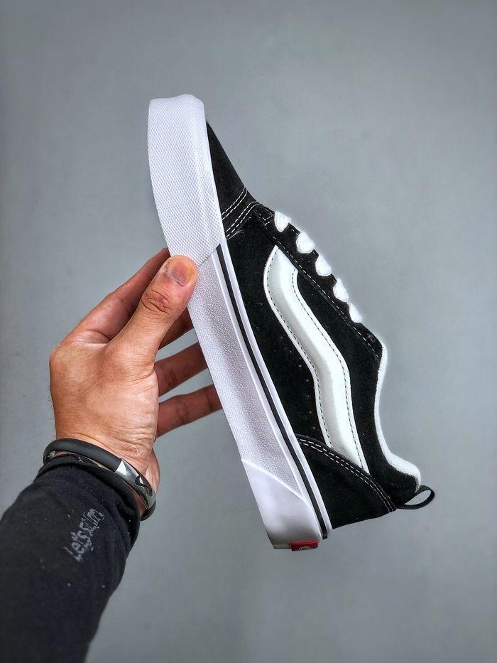 Baskets Vans Knu Skool - vraies photos 42 - photo numéro 3