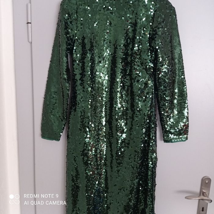 Longue robe verte sequins t36 neuve - photo numéro 3