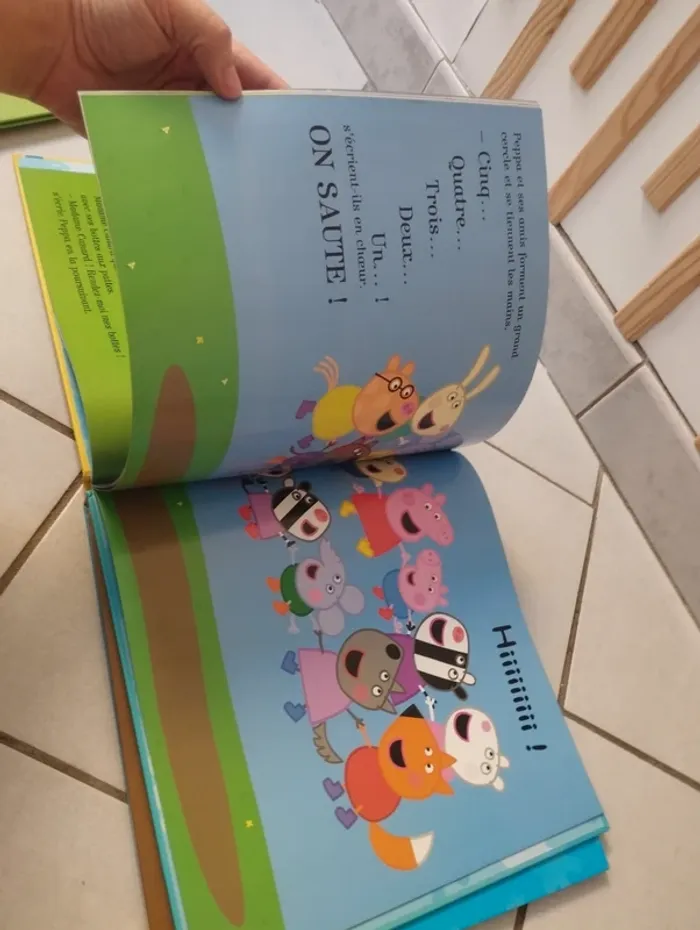 Lot livres Peppa pig (grand format) - photo numéro 12