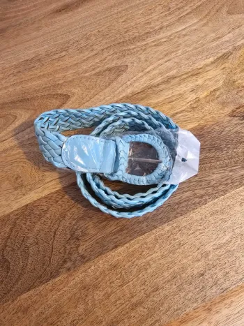 Ceinture tressée bleu clair