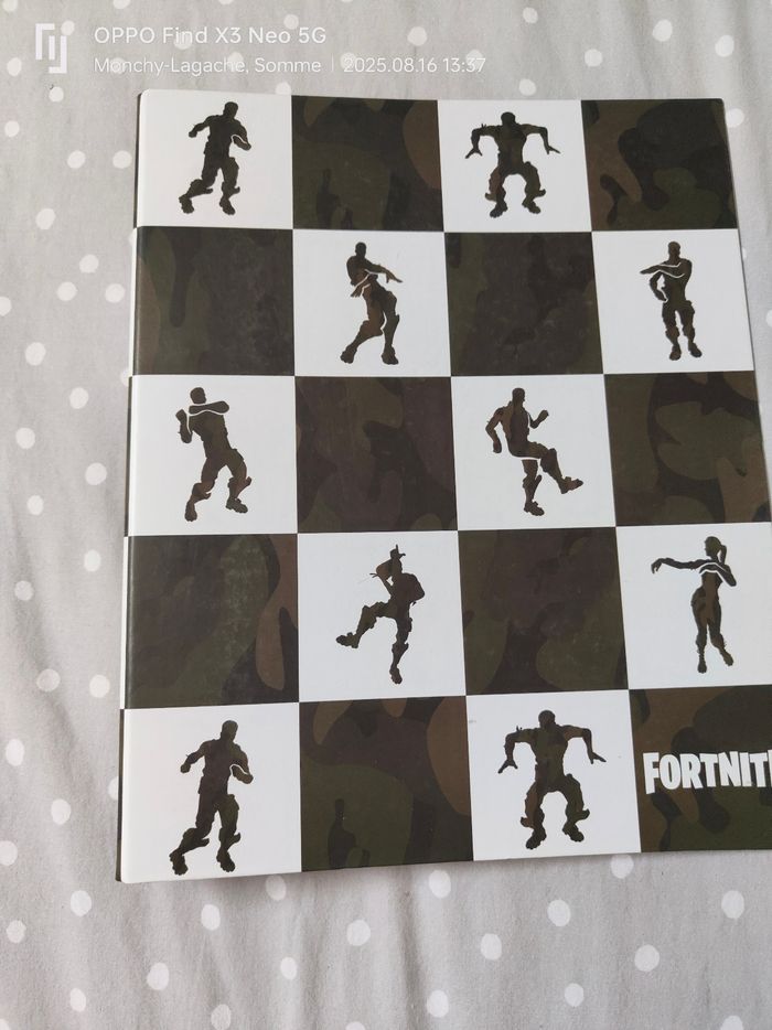 Classeur carton rigide Fortnite grand format Réduction jusqu'à -70%