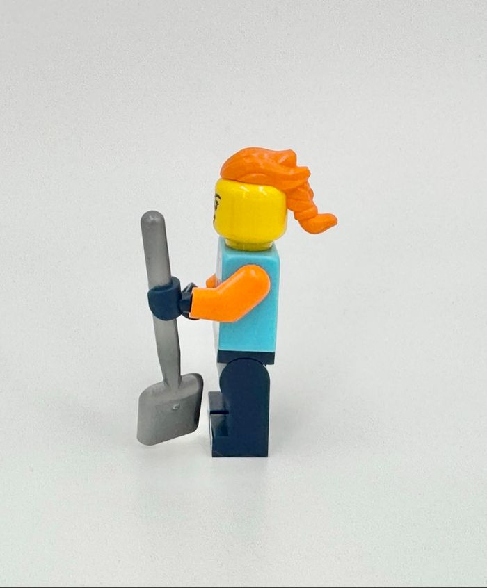 Lego Figurines City : Arctique, Femme Exploratrice - NEUF - photo numéro 3