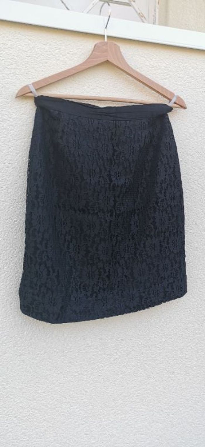 Jupe droite dentelle