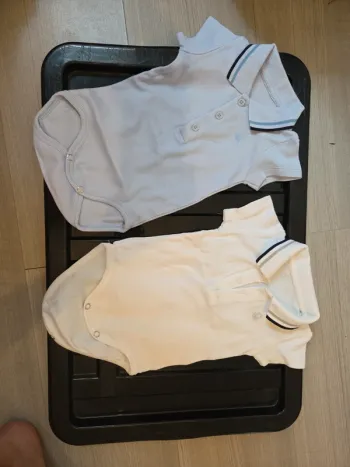 Lot 2 bodies benetton