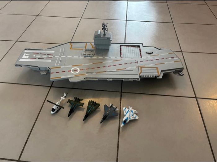 Base navale - photo numéro 2