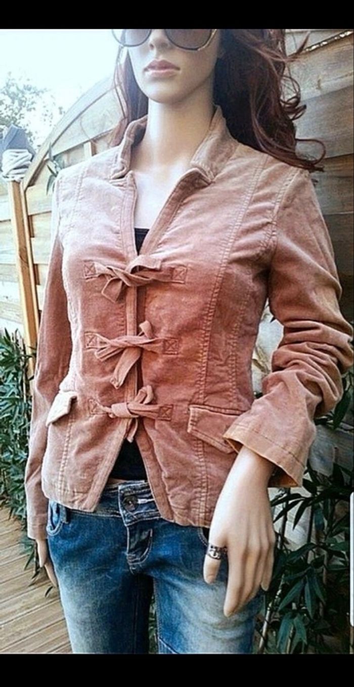 Mango Sportwear veste camel cintrée suédine velours ras doux - photo numéro 3