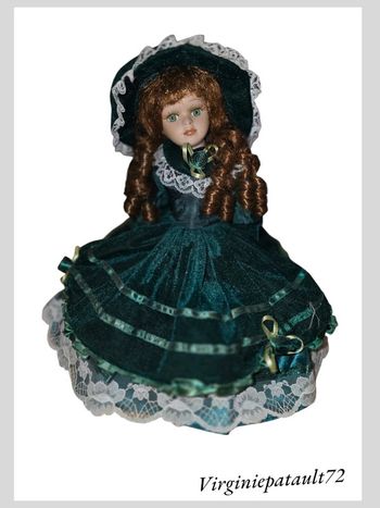 Poupée collection 25 cm